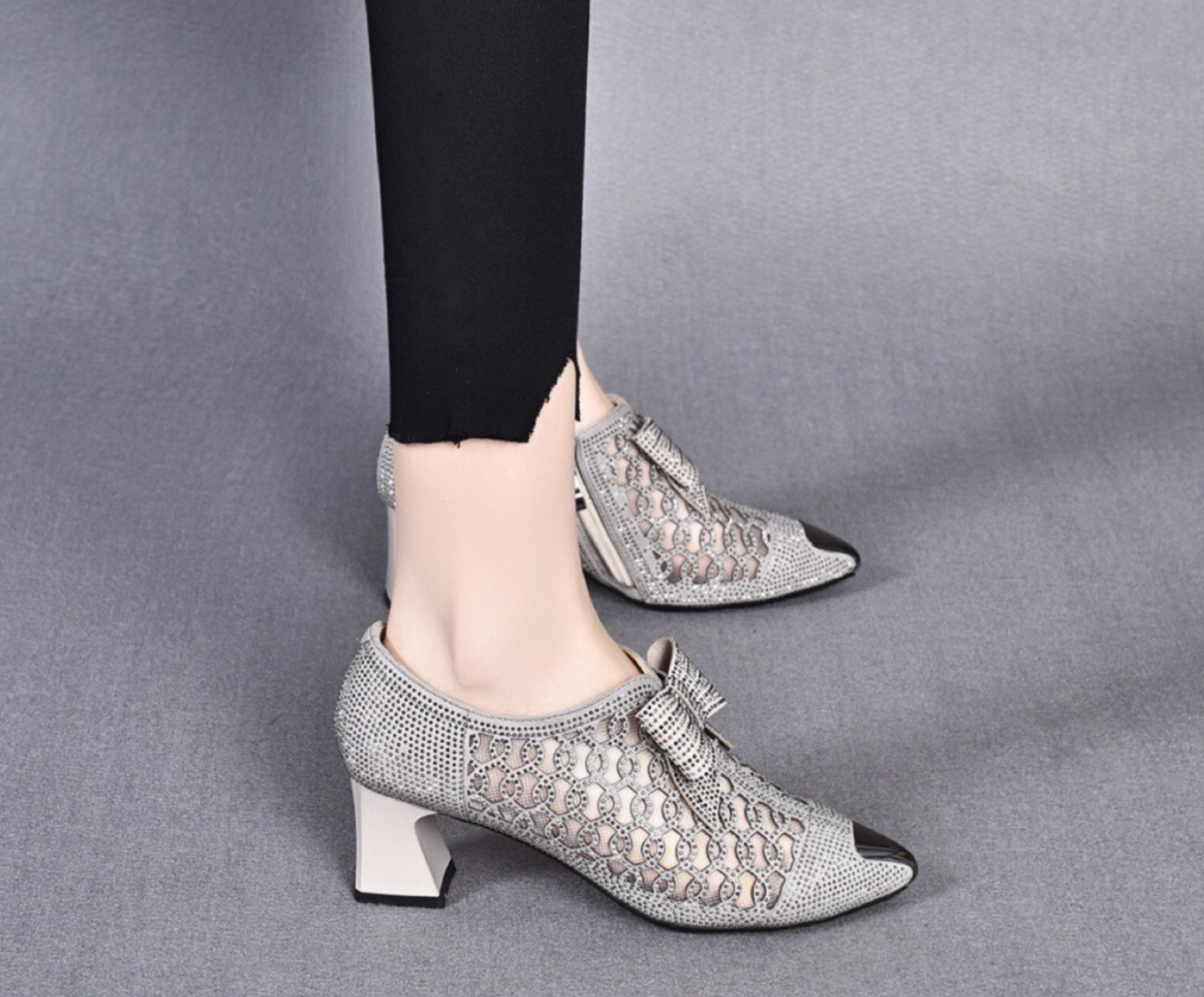 Luna - Zapatos con Cremallera Lateral y Tacón Cuadrado