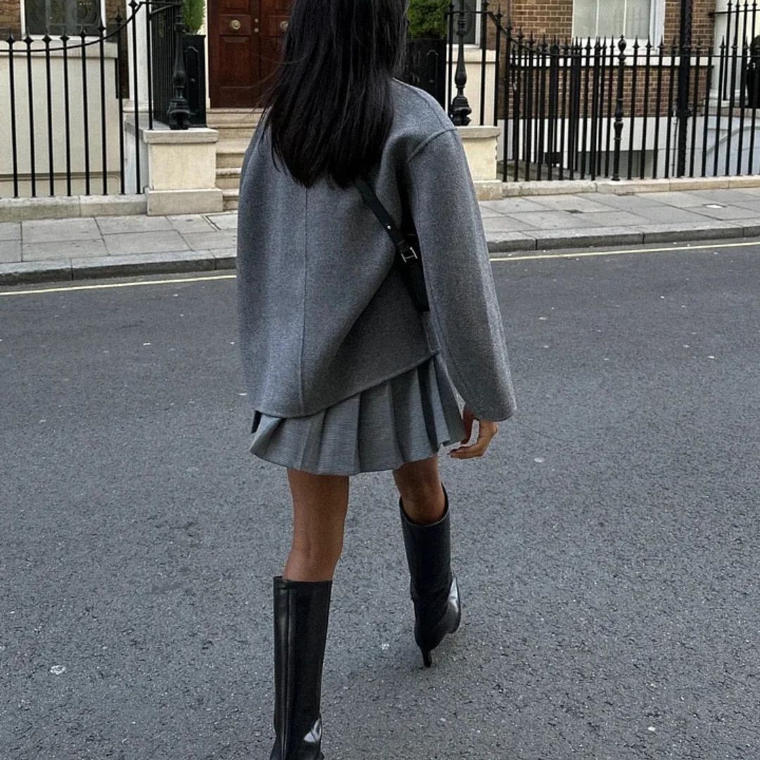 ABRIGO OVERSIDE | CASSANDRA