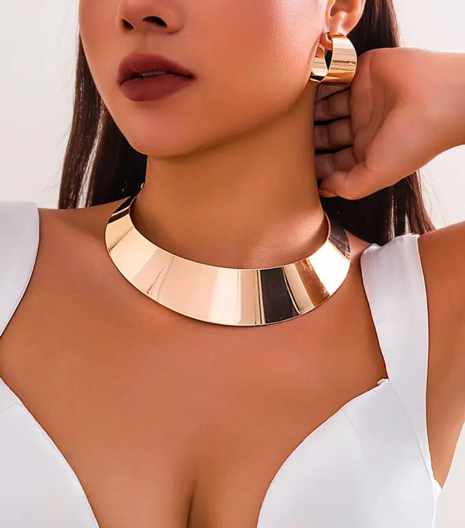 COLLAR DORADO- COLLECCIÓN CILUX