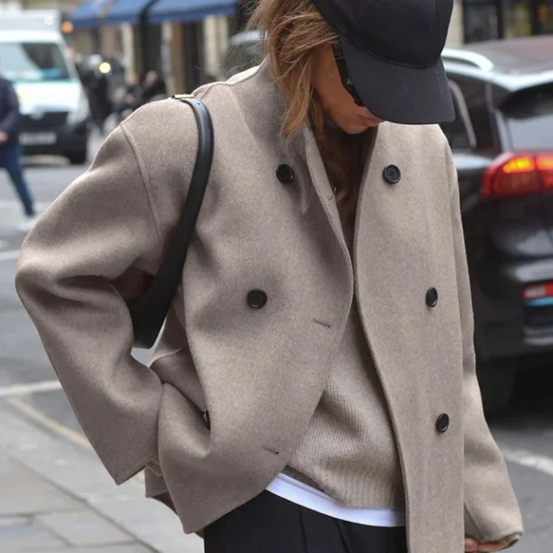 ABRIGO OVERSIDE | CASSANDRA