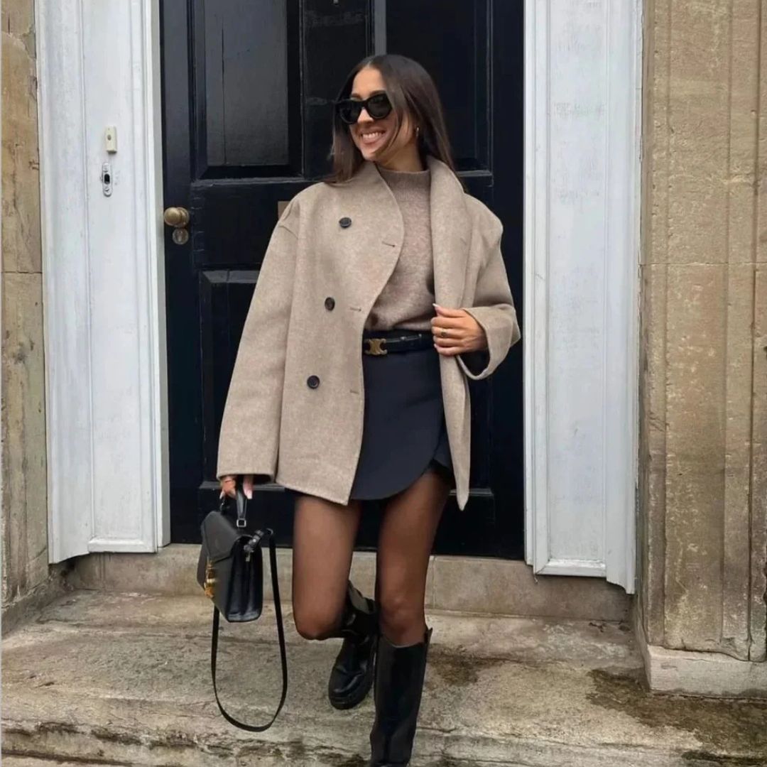 ABRIGO OVERSIDE | CASSANDRA