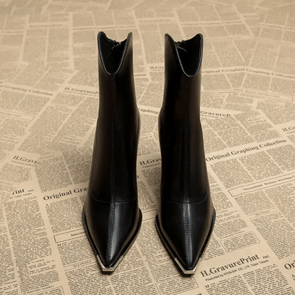Botas de cuero con tacón | Elombe™