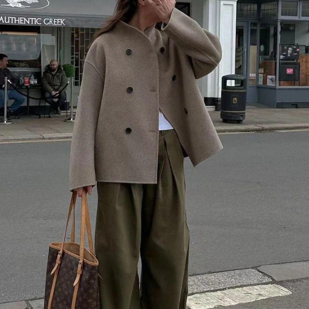 ABRIGO OVERSIDE | CASSANDRA