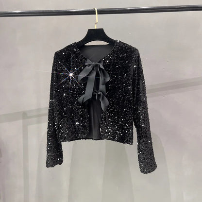 Ava: Blazer Corto con Lentejuelas y Lazo