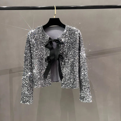 Ava: Blazer Corto con Lentejuelas y Lazo