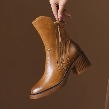Botas de Cuero con Tacón Medio | Luxe™