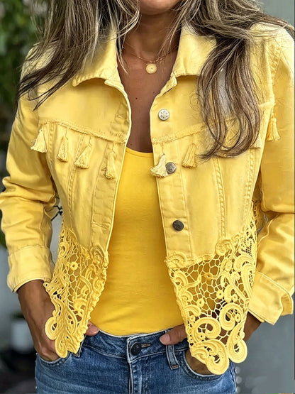 Chaqueta vaquera bohemia con flecos y encaje